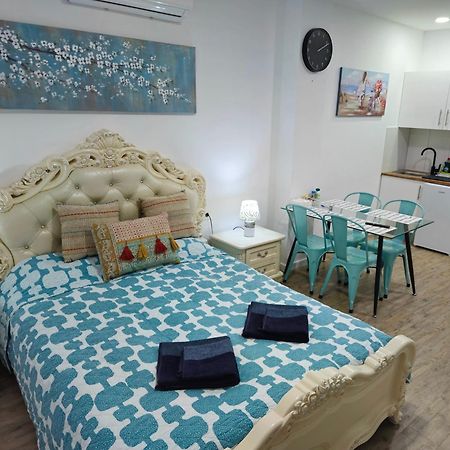 Apartamentos Elemar Free Luggage Storage Malaga Exterior photo