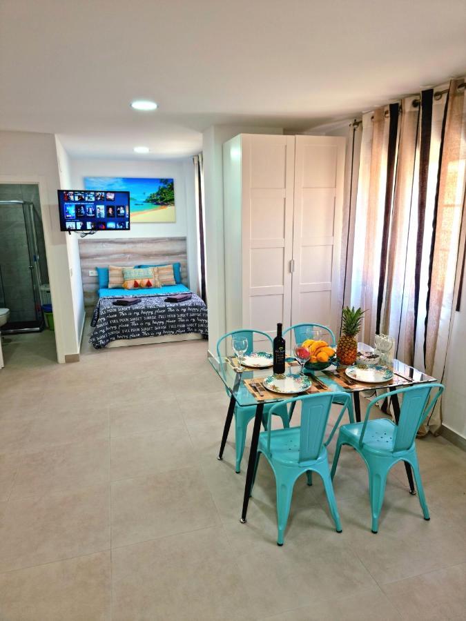 Apartamentos Elemar Free Luggage Storage Malaga Exterior photo