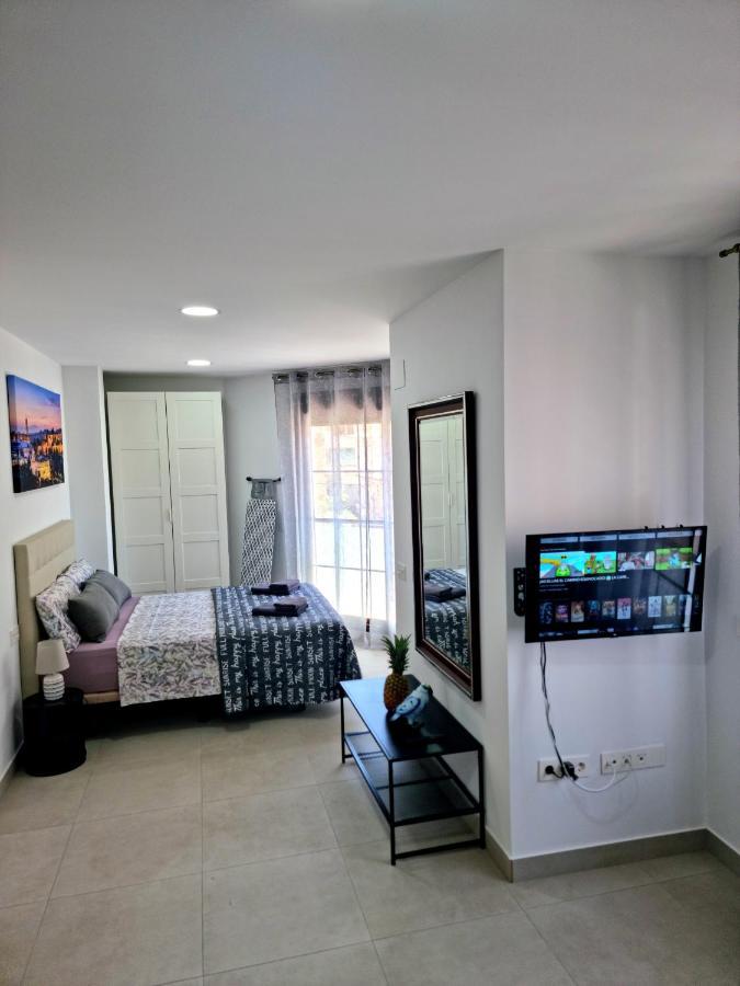 Apartamentos Elemar Free Luggage Storage Malaga Exterior photo