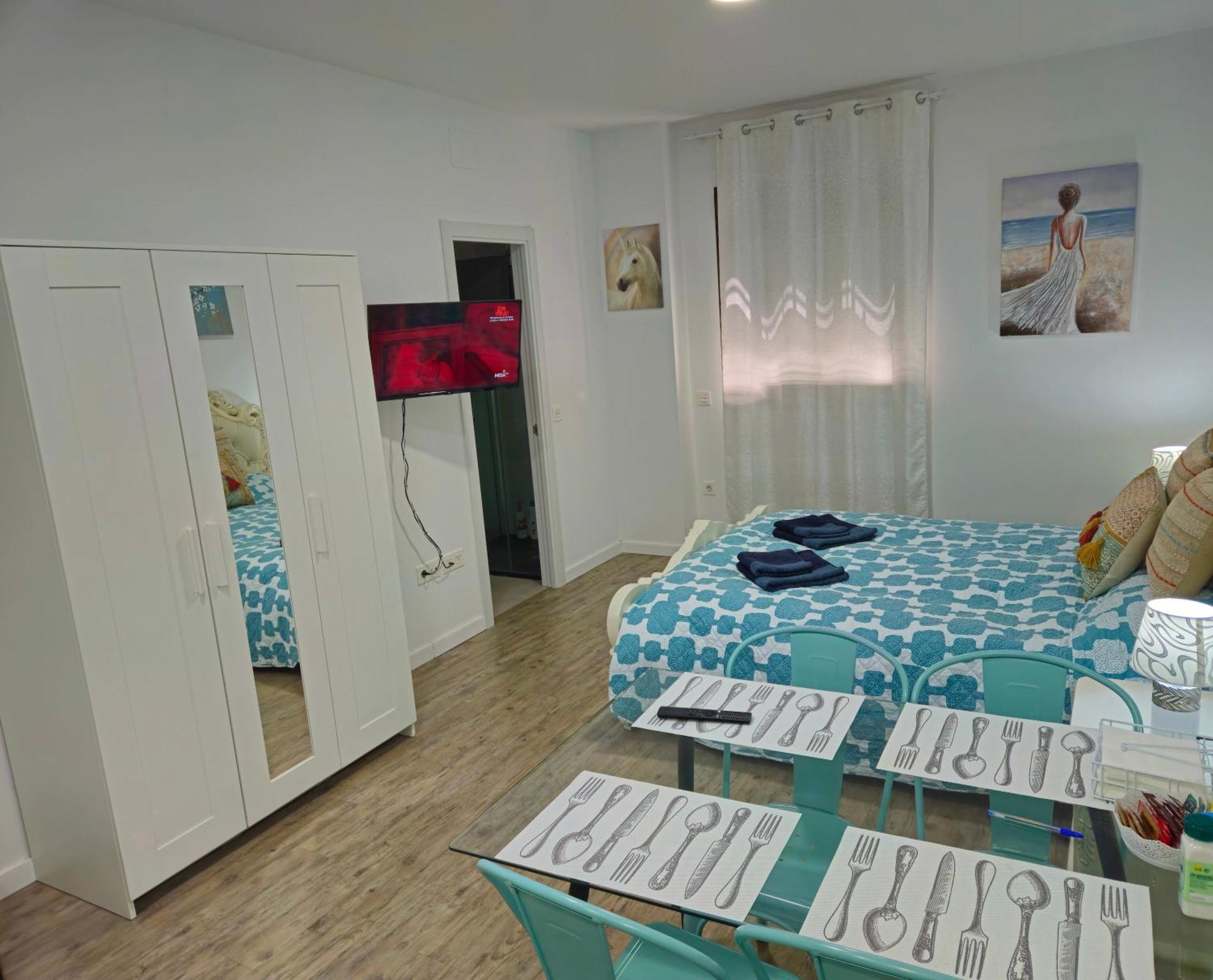 Apartamentos Elemar Free Luggage Storage Malaga Exterior photo